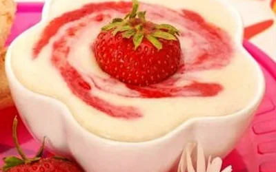 Bubur Sumsum Strawberry, Sajian Spesial Untuk Sibuah Hati