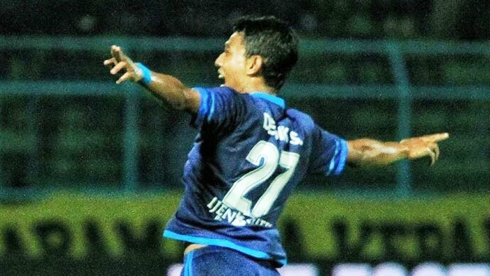 laga persela vs arema fc aji santoso optimis raih 3 poin