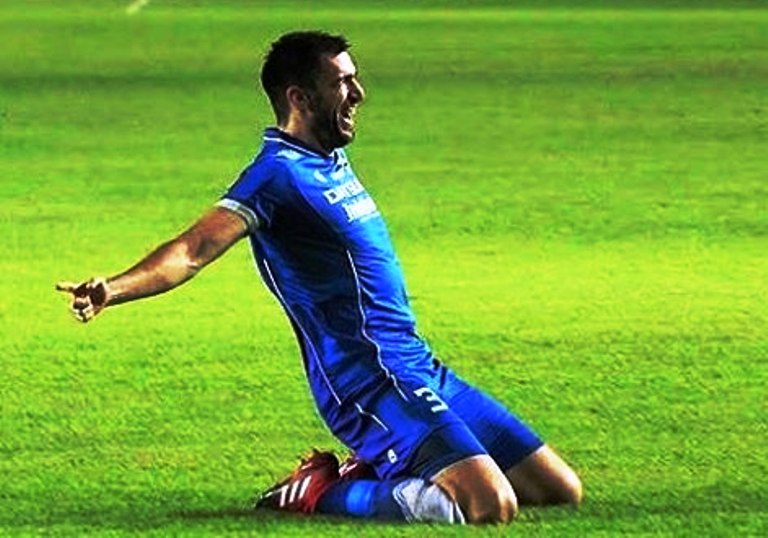 persib bandung curi point di lapangan tri dharma