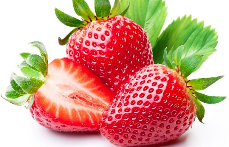 strawberry untuk bibir merah merona