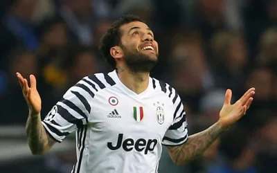 Berita Transfer Pemain Liga Inggris 2017 Terbaru, Chelsea Mempertimbangkan Merekrut Dani Alves di Bursa Musim Panas