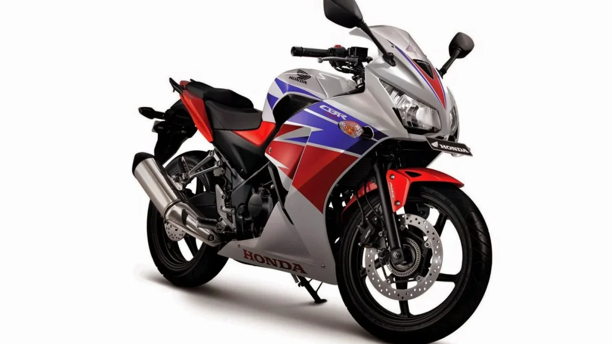 Harga Honda Cbr 250R ABS Tri Color Terbaru Juni 2026, Spesifikasi Mesin 4 Dohc Liquid Cooled Auto 250 Cc