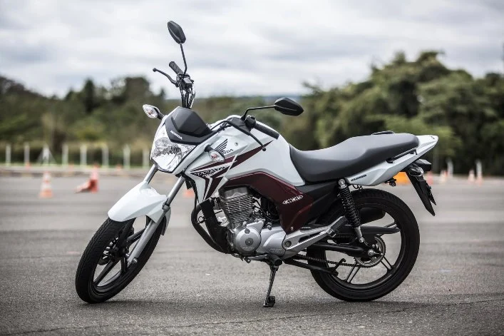 Harga Honda Verza 150 SW Baru Bekas Juli 2026, Spesifikasi Mesin Tipe 4 Langkah, SOHC Silinder Tunggal 5 Kecepatan PGM-F1
