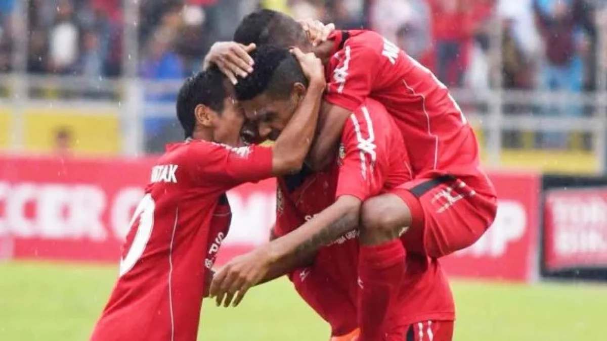 Siaran Langsung Semen Padang vs PSM Makassar Malam Ini, Gojek Traveloka Liga 1 Pekan 10 Live Streaming dengan Hp (8/6/17)
