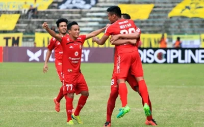 Hasil Semen Padang Vs Persela, Liga 1 Gojek Traveloka Pekan 12 (3/7/2017) Siapakah yang Lebih Unggul?