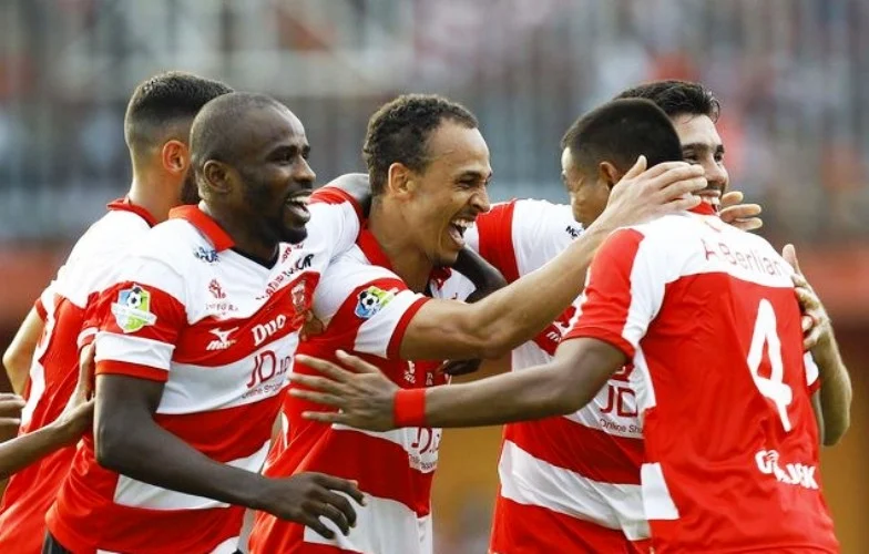 Live Score Madura United FC vs PSM Makasar, Skor 1 – 0 FT Liga 1 Gojek Traveloka Pekan 17 Live di TvOne