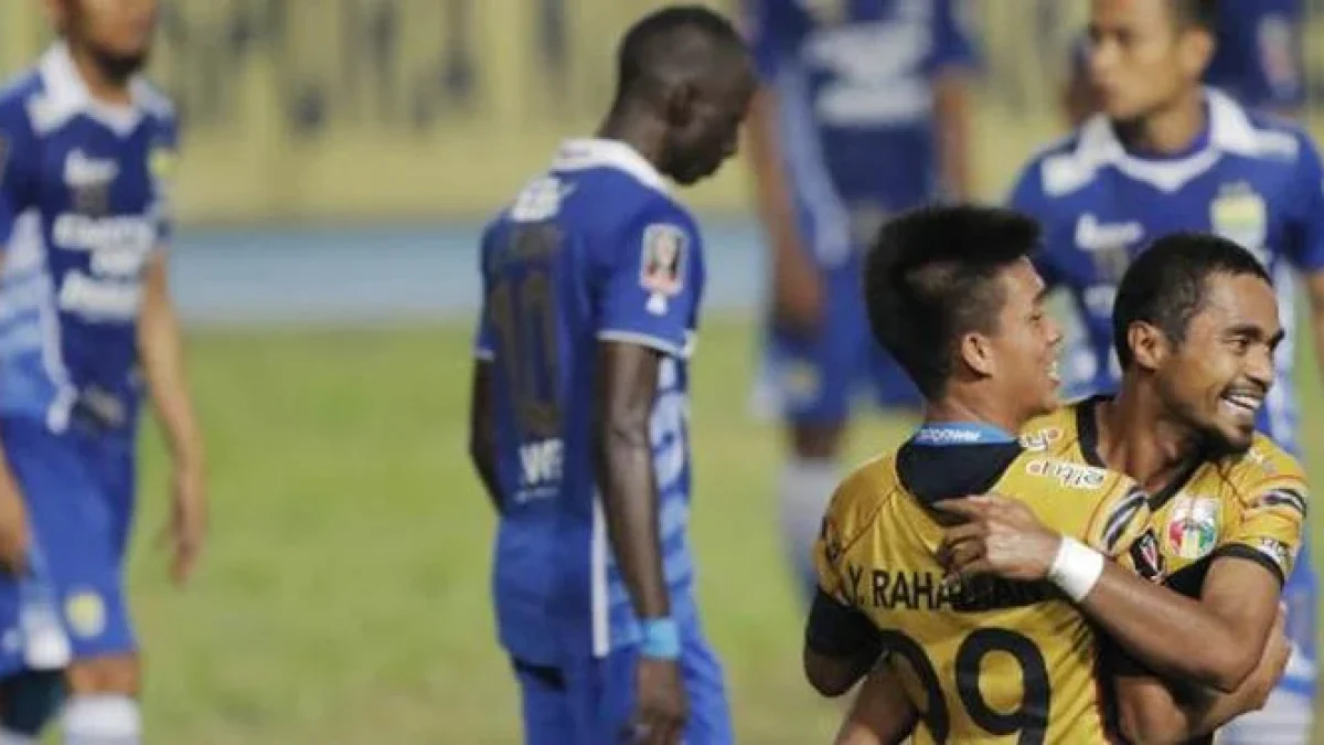 Prediksi Line-Up Pemain Mitra Kukar VS Persib Bandung, Liga 1 Gojek Traveloka Pekan 15 (15/7/2017)