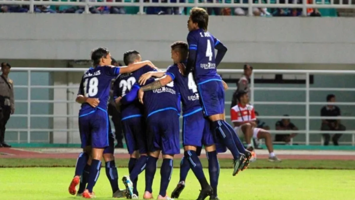 Prediksi Persegres Gresik United Vs Arema FC, Jadwal Siaran Langsung Liga 1 Gojek Traveloka Pekan 14 (12/7/2017)