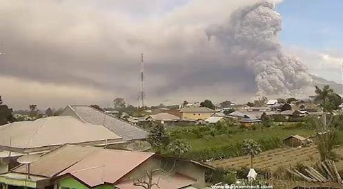 Berita Terkini Gunung Sinabung 20 Kali Erupsi Lagi