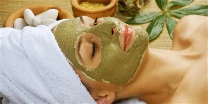 Cara Cepat Melembabkan Kulit Kering Dengan Masker Teh Hijau