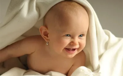 Cara Membersihkan Telinga Bayi Yang Aman Dan Nyaman