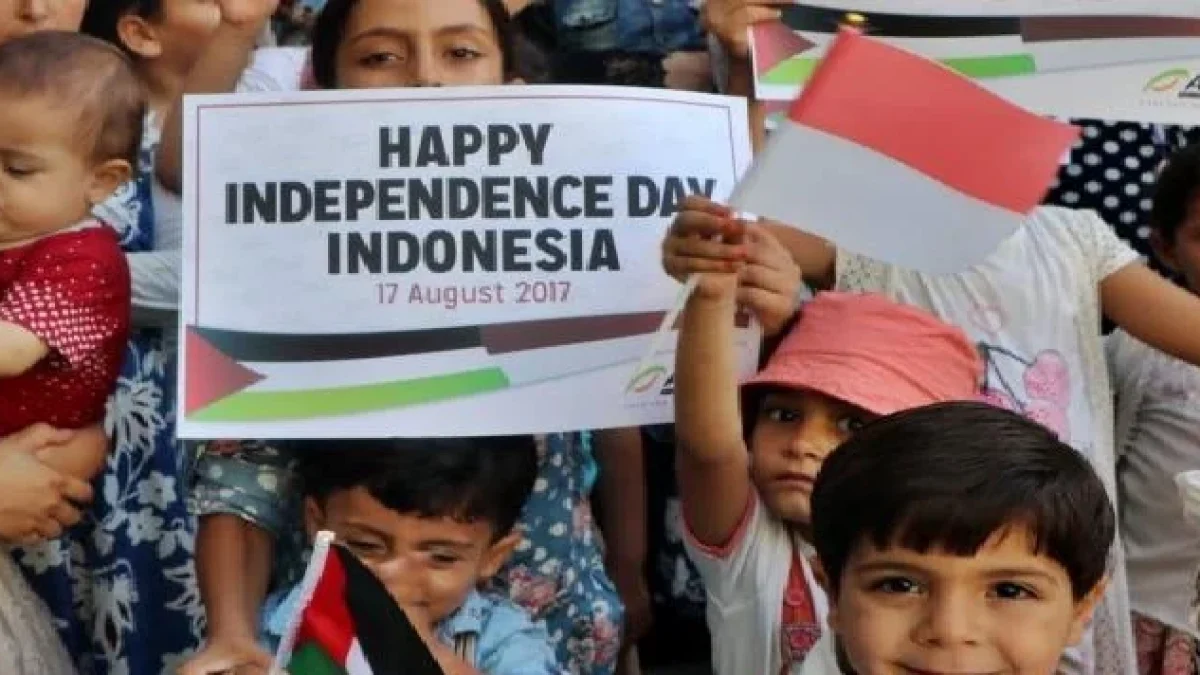 HUT RI 72 Dapat Ucapan dari Anak-anak GAZA Palestina