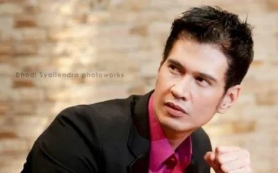 Kumpulan Foto Terbaik Dr. Thamrin Saat Menjadi Host Pada Acara Dr. OZ