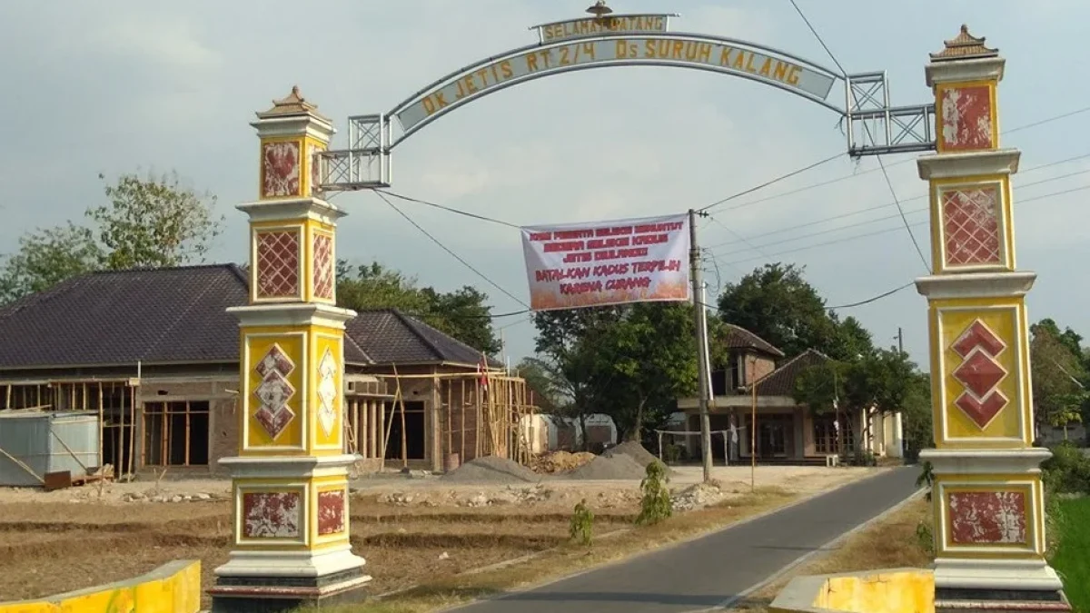 Benarkah Pelantikan Kadus Jetis Suruhkalang, Ditunda Karena Status Facebook?