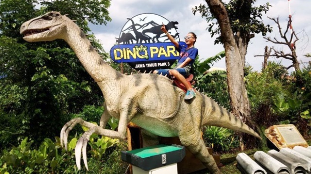 Ada Dinosaurus di Jatim Park 3, Taman Purba Terbaru Indonesia