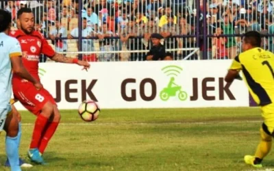 Foto Kronologi Choirul Huda Meninggal, Ramon Rodrigues tersungkur lesu