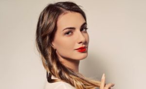 Kumpulan Foto Wasit Cantik Karolina Boraj