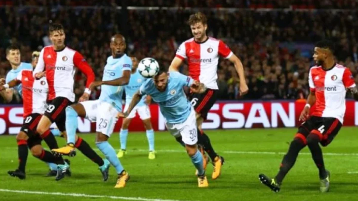 Hasil Liga Champions 2017: Live Skor Manchester City Vs Feyenoord, Raheem Sterling bawa The Citizens Juarai Grup F