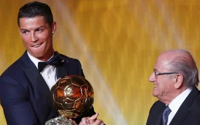 Cristiano Ronaldo Raih Ballon d’Or 2017