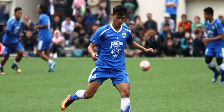 Pemain Muda Persib Ini Pilih Hengkang Lantaran Jarang Dimainkan