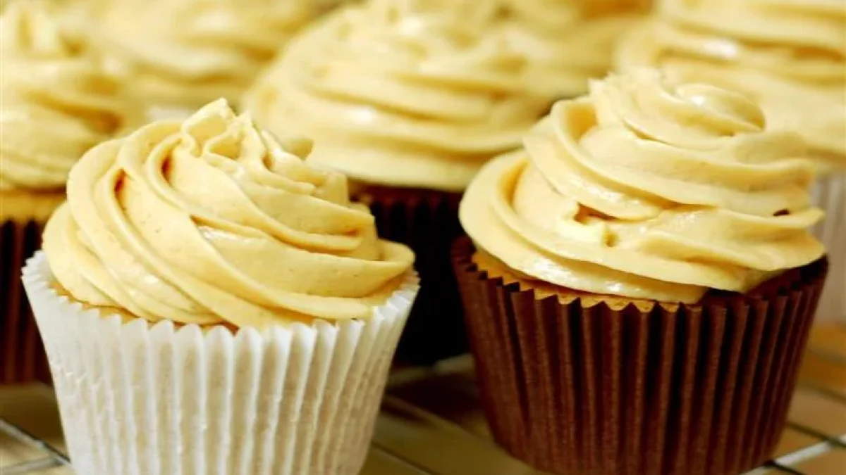 Cara Membuat Butter Cream Coklat yang Lembut Banget