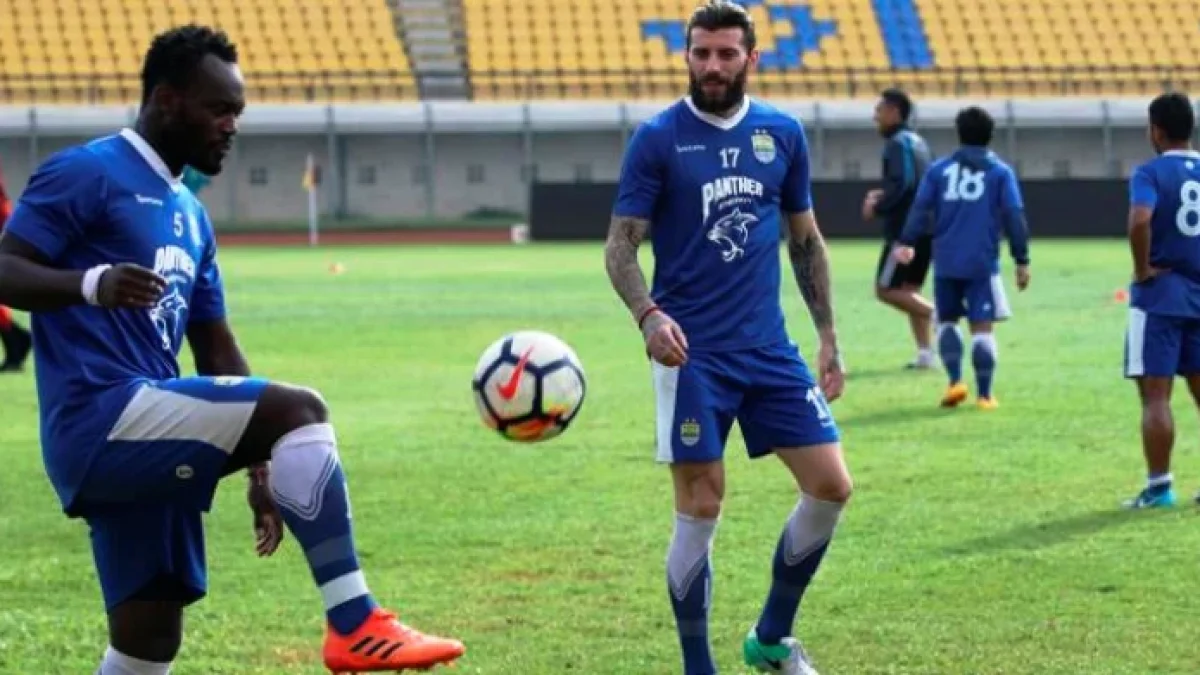 3 Strategi Ampuh Persib yang Membuat Sriwijaya FC Mati Kutu