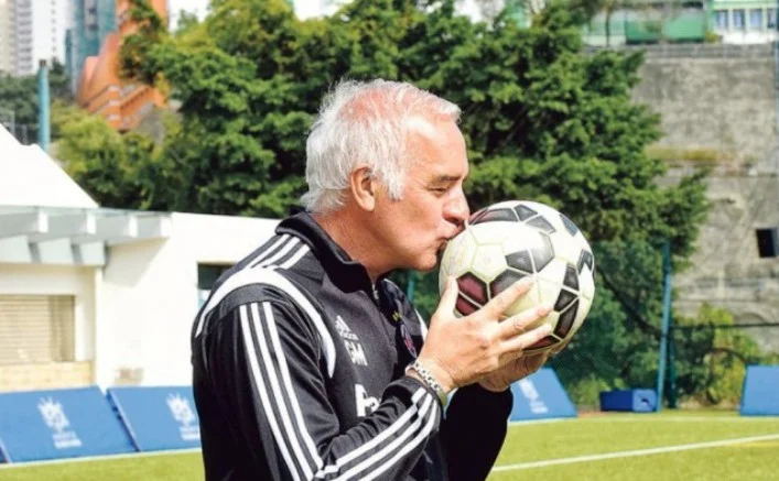 BERITA PERSIB: Mario Gomez Sebut Persib Bandung Sering Kehilangan Bola