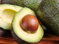Manfaat & Khasiat Buah Alpukat untuk Kesehatan dan Kecantikan