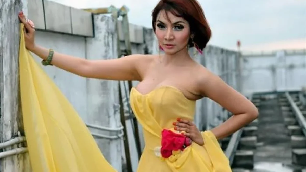 Artis dan DJ Cantik Roro Fitria Ditangkap Polisi