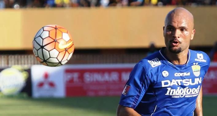 Harapan Sergio Van Dijk Untuk Bisa Menjadi Pelatih Persib Masa Depan