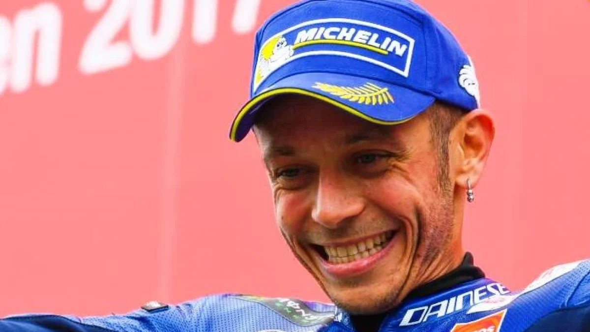 Berita Jelang motoGP 2018: Tandatangani Kontrak, Rossi Resmi Bersama Yamaha Hingga 2020