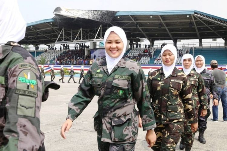 Deretan Foto Cantik Tentara Berkerudung