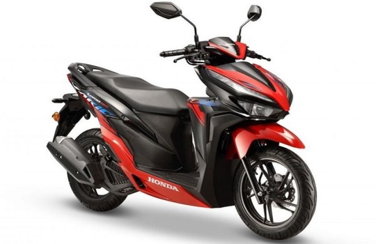 Keunggulan Honda Vario 150 yang Membuatnya Unggul di Kelas Skuter Matik
