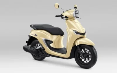 Kenalan Sama Honda Stylo 160, Skutik Retro yang Gaya Banget