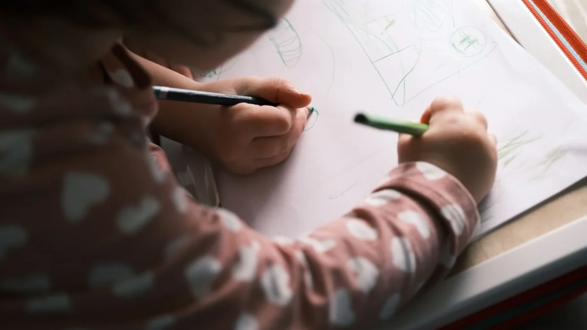 Cara Mendidik Anak Kreatif Agar Tumbuh Cerdas dan Berpikir Kritis