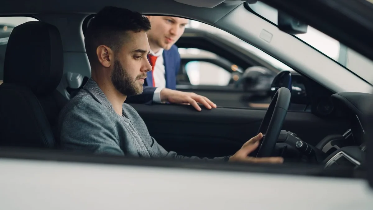Tips Beli Mobil Bekas Berkualitas Agar Tidak Tertipu Penjual