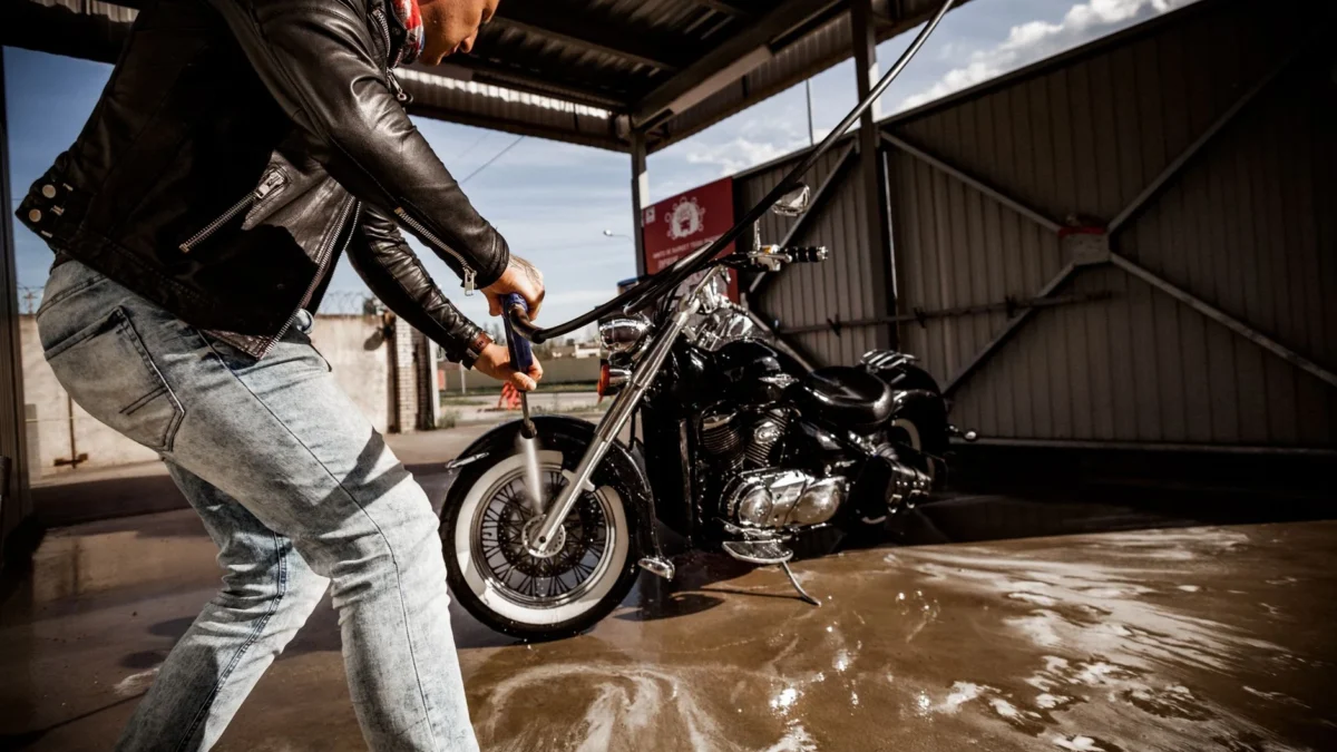 Perawatan Cat Motor Warna Doff Agar Tetap Bagus dan Tidak Mengkilap